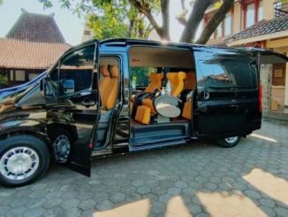 Sewa Hiace Premio Luxury Jakarta Terbaru 2024 - Rafly Trans