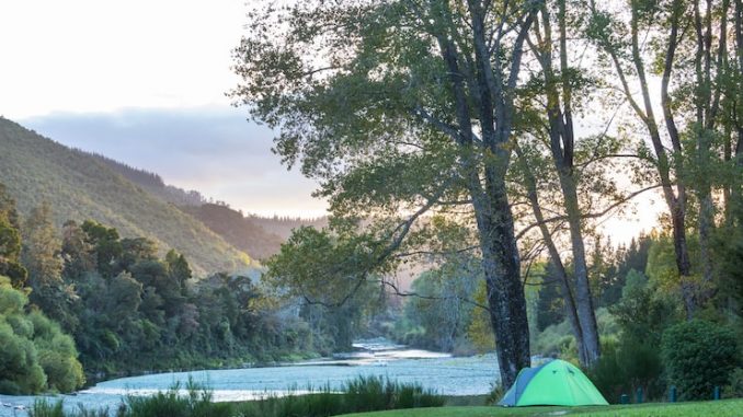 https://hilltopcamplembang.com/tempat-camping-di-lembang-bandung-murah/
