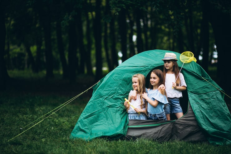 https://hilltopcamplembang.com/tempat-camping-di-lembang-bandung-murah/